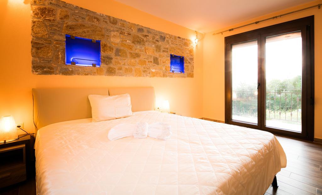Aeri Villa Prínos Buitenkant foto